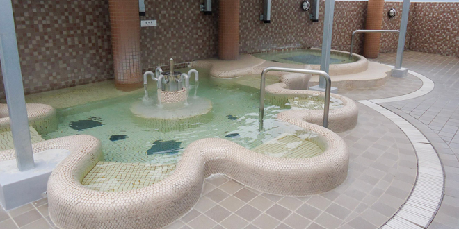 天然温泉　湯香里の大浴場1